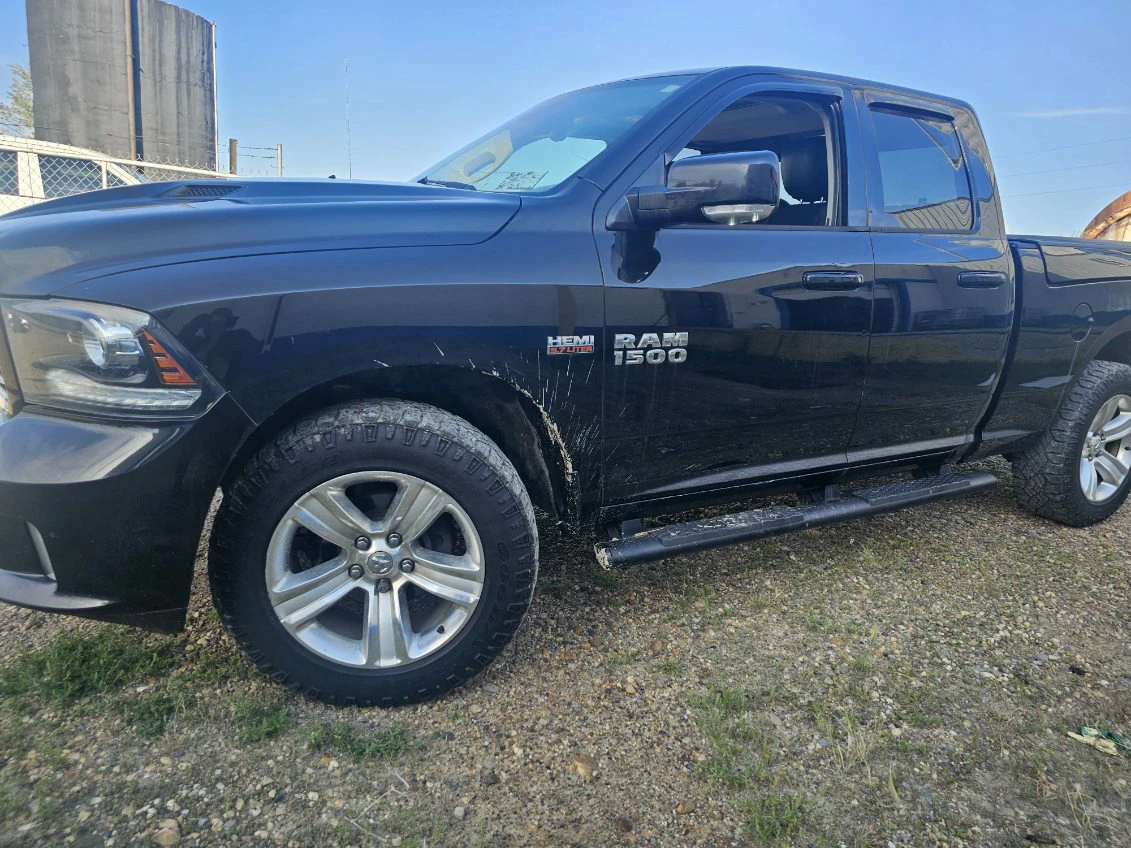 2014 Dodge ram sport  blue ,