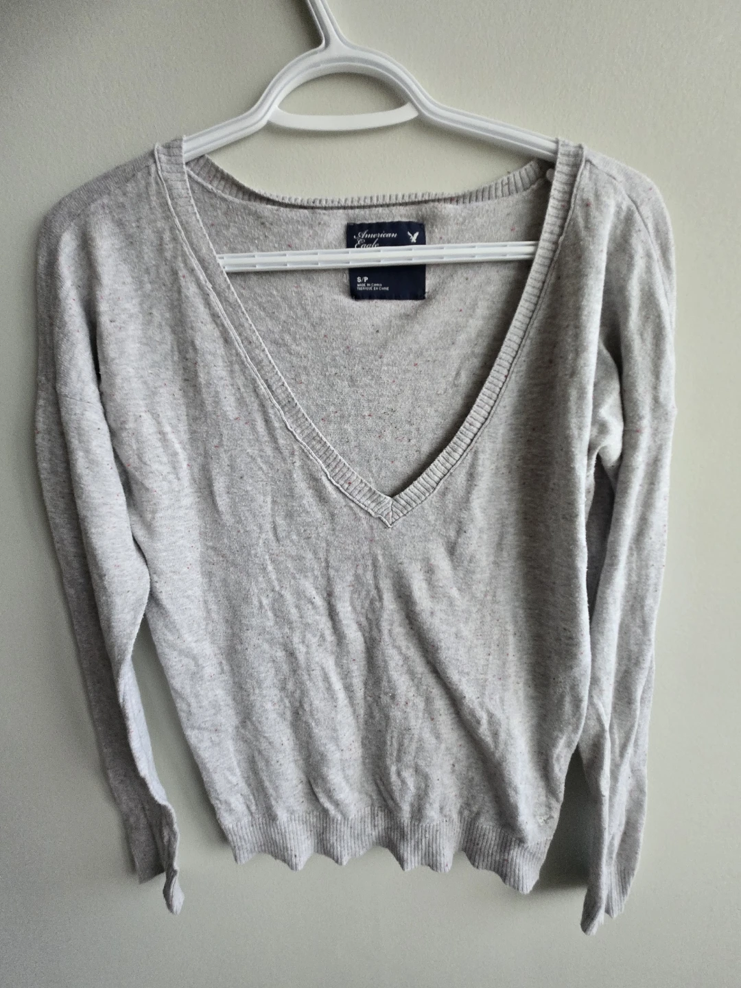 American Eagle Outfitters Light Grey Long Sleeved Top - Small