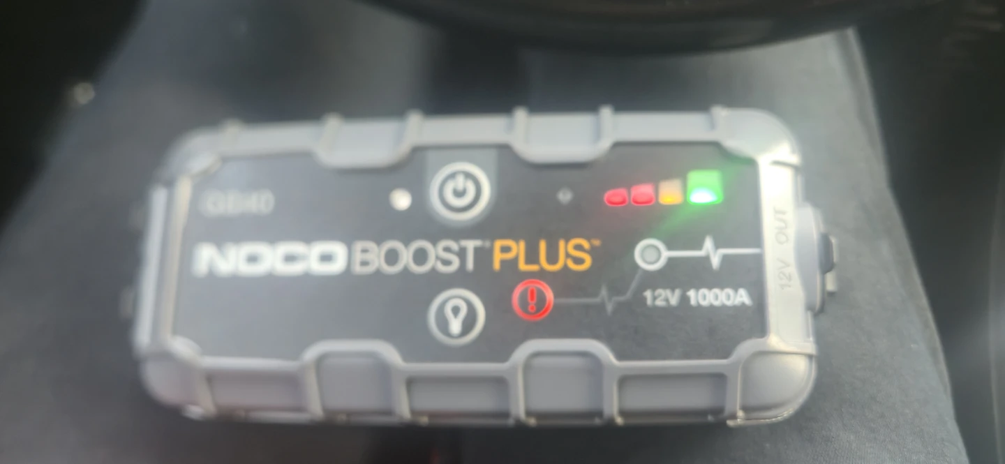 NOCO GB40 Boost Plus Jump Starter 1000A 12V - photo 2
