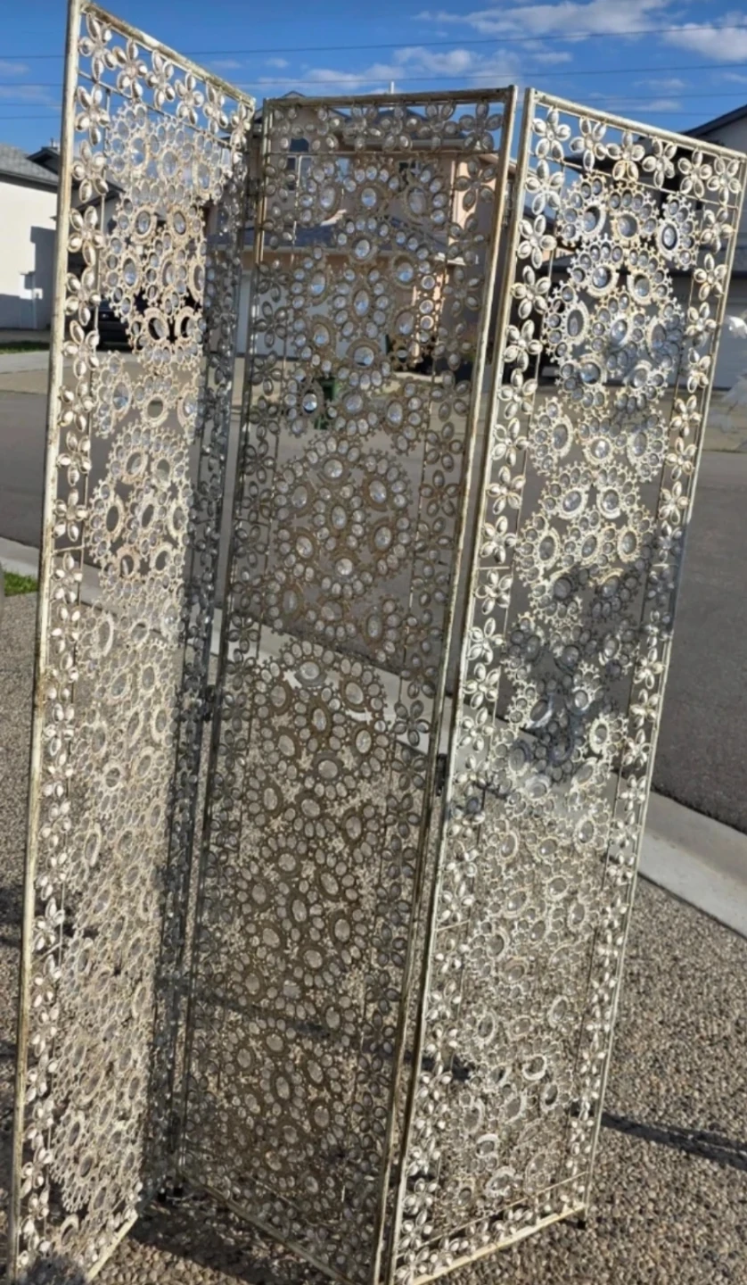 Decorative Metal Room Divider Screen