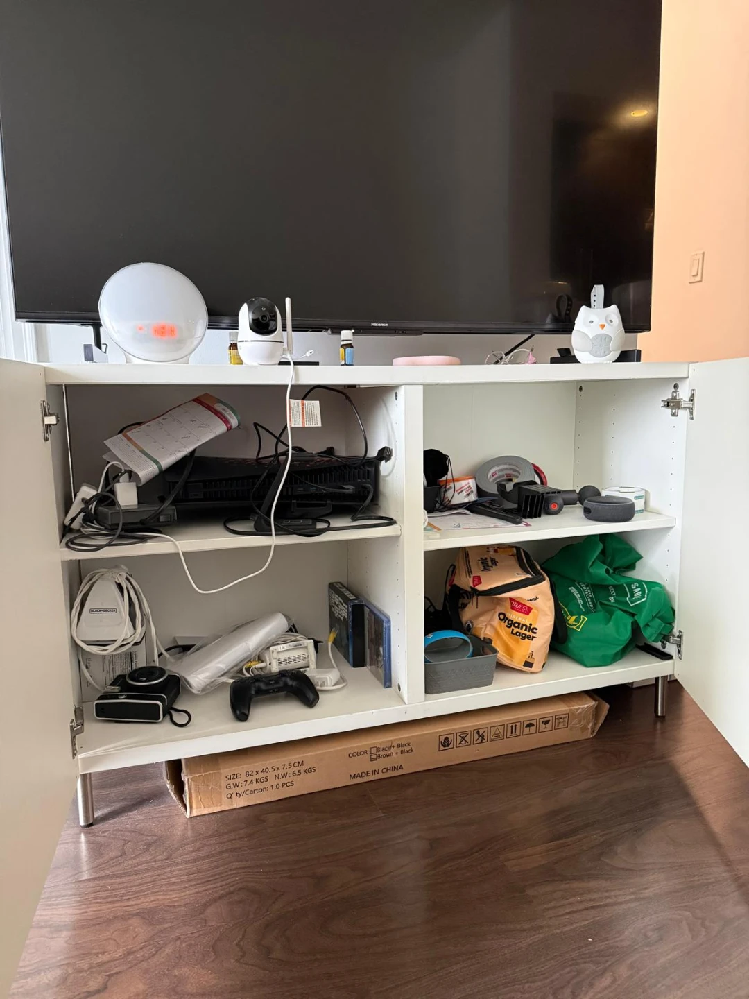 White TV stand - photo 4