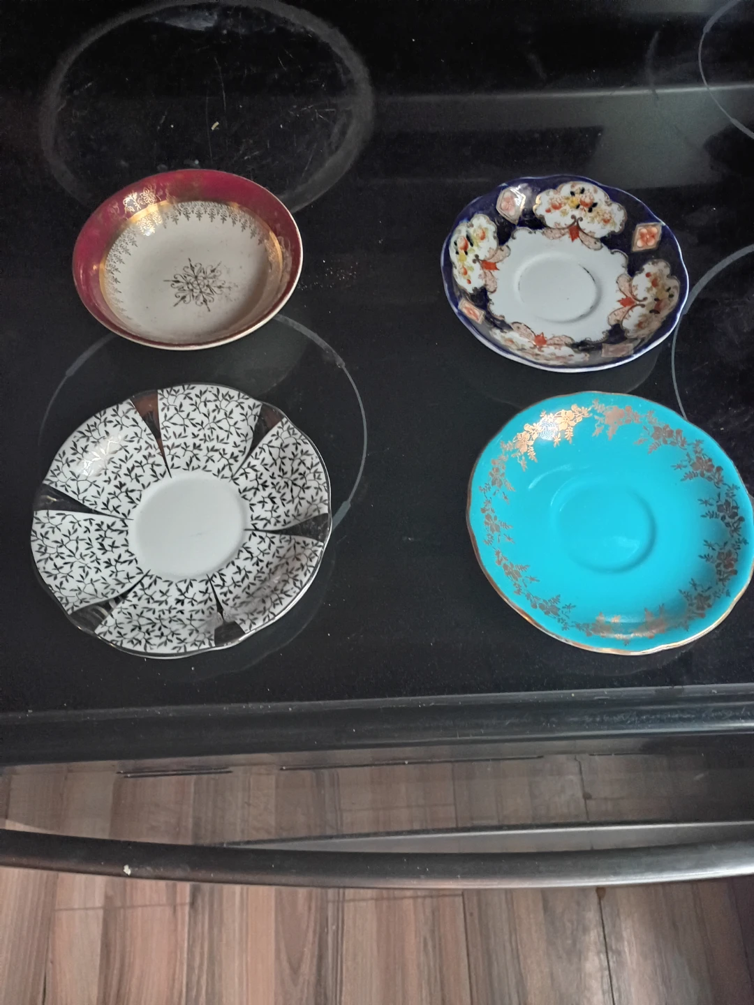 Set of 4 Decorative Saucers