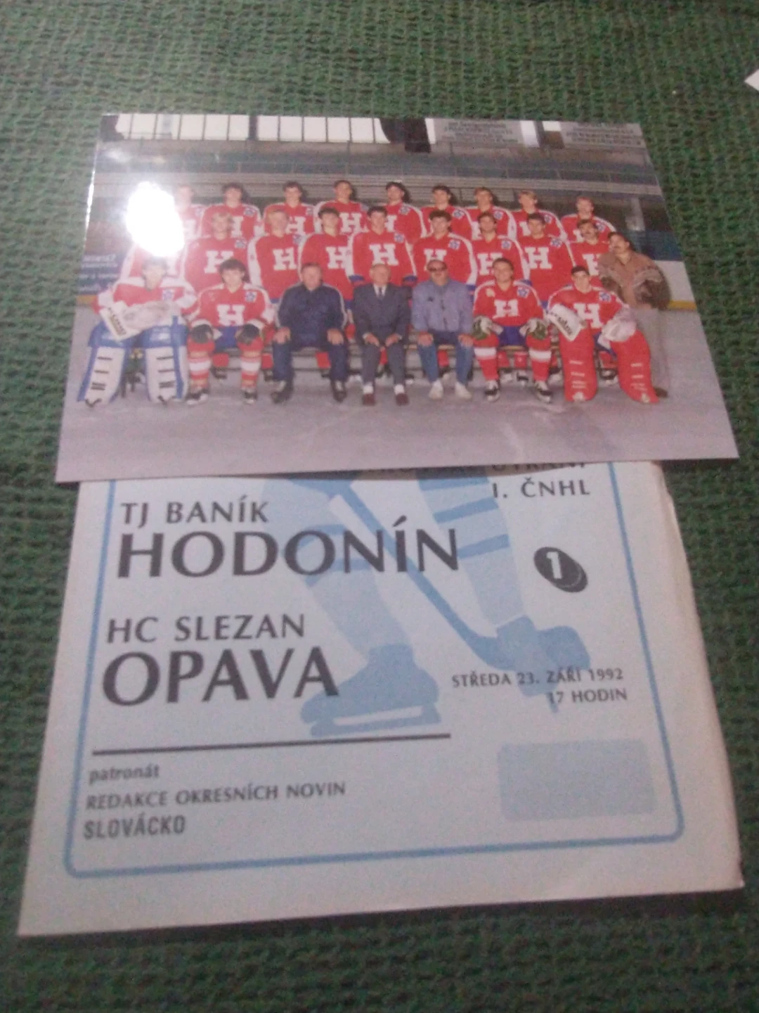 Cechmanek - TJ Banik Hodonin 1992-93 Team Photo and Program