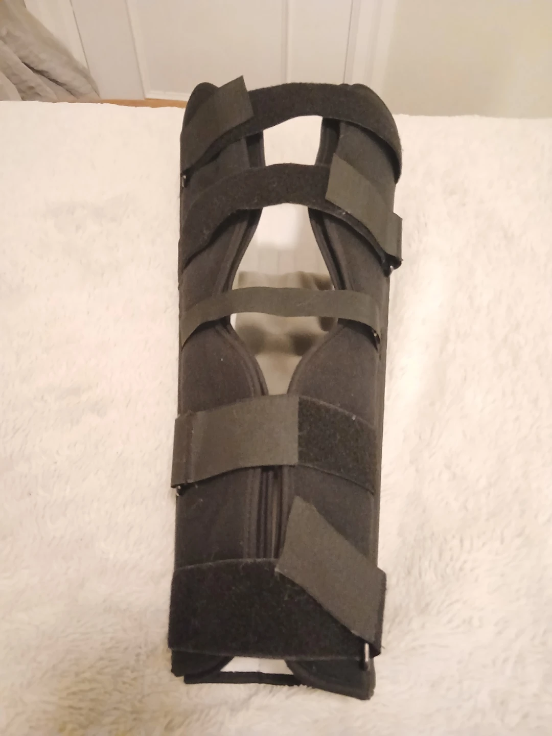 Knee splint brace