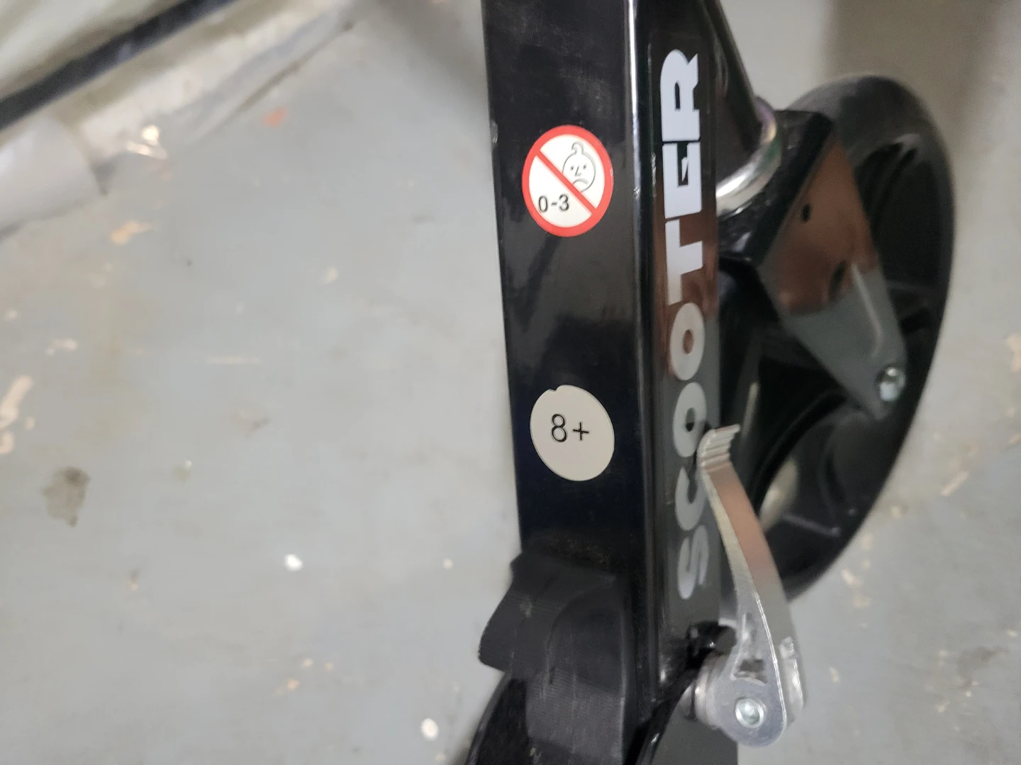Black Scooter for Ages 8+ - photo 3