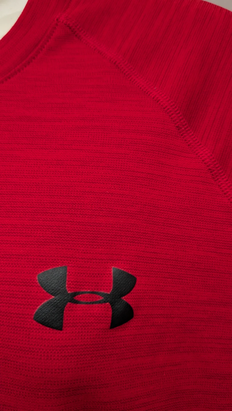 Men's Under Armour Red T-Shirt sz MEDIUM - photo 3