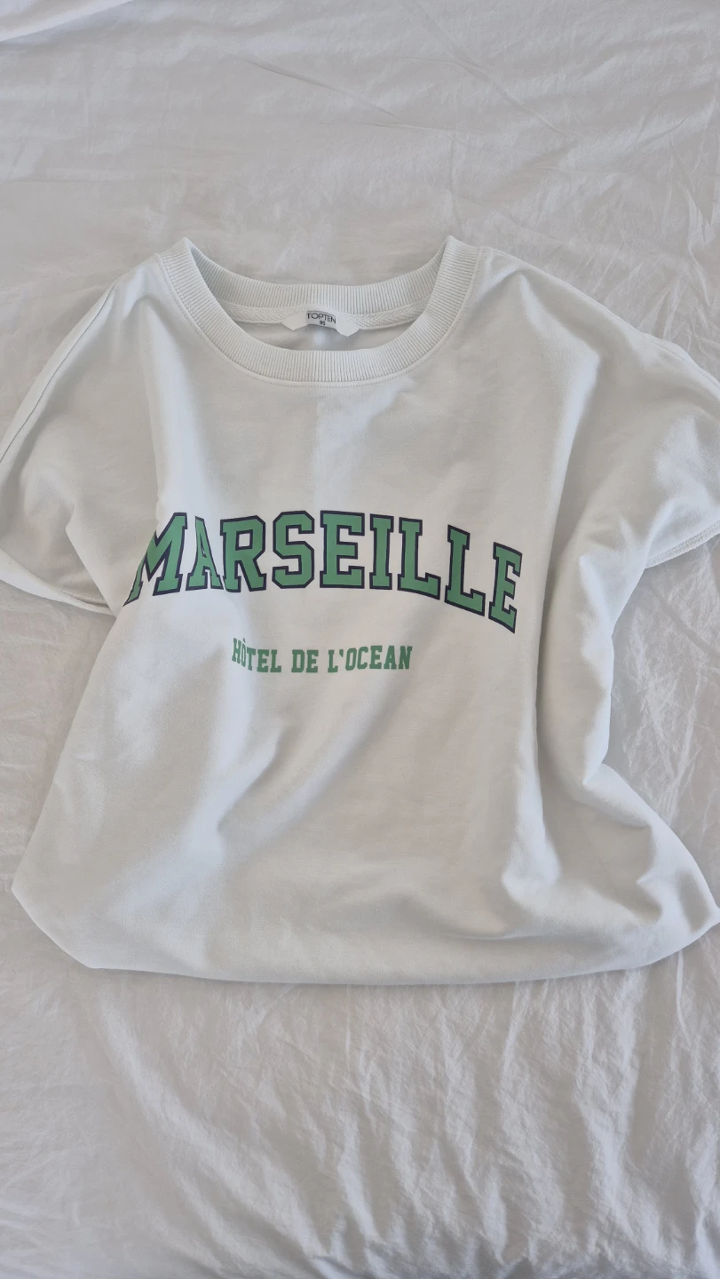 White Crop Top With Green Lettering - photo 3
