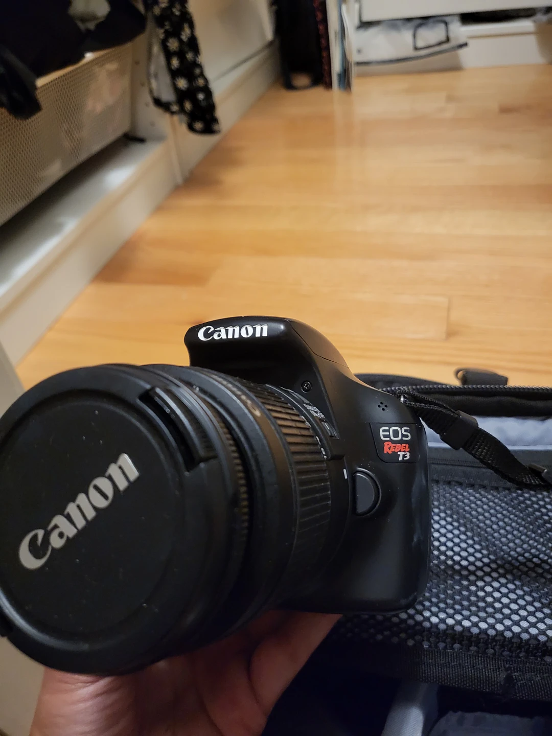 Canon EOS Rebel T3 Camera with EF 75-300 lens and bag - photo 2