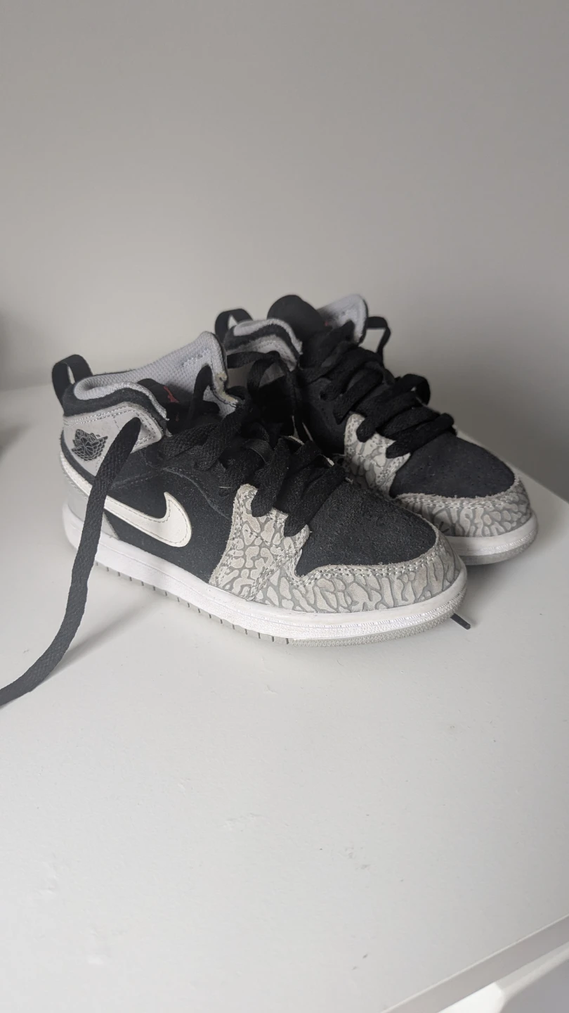 Air Jordan 1 Mid SE Elephant Print – Kids 12C