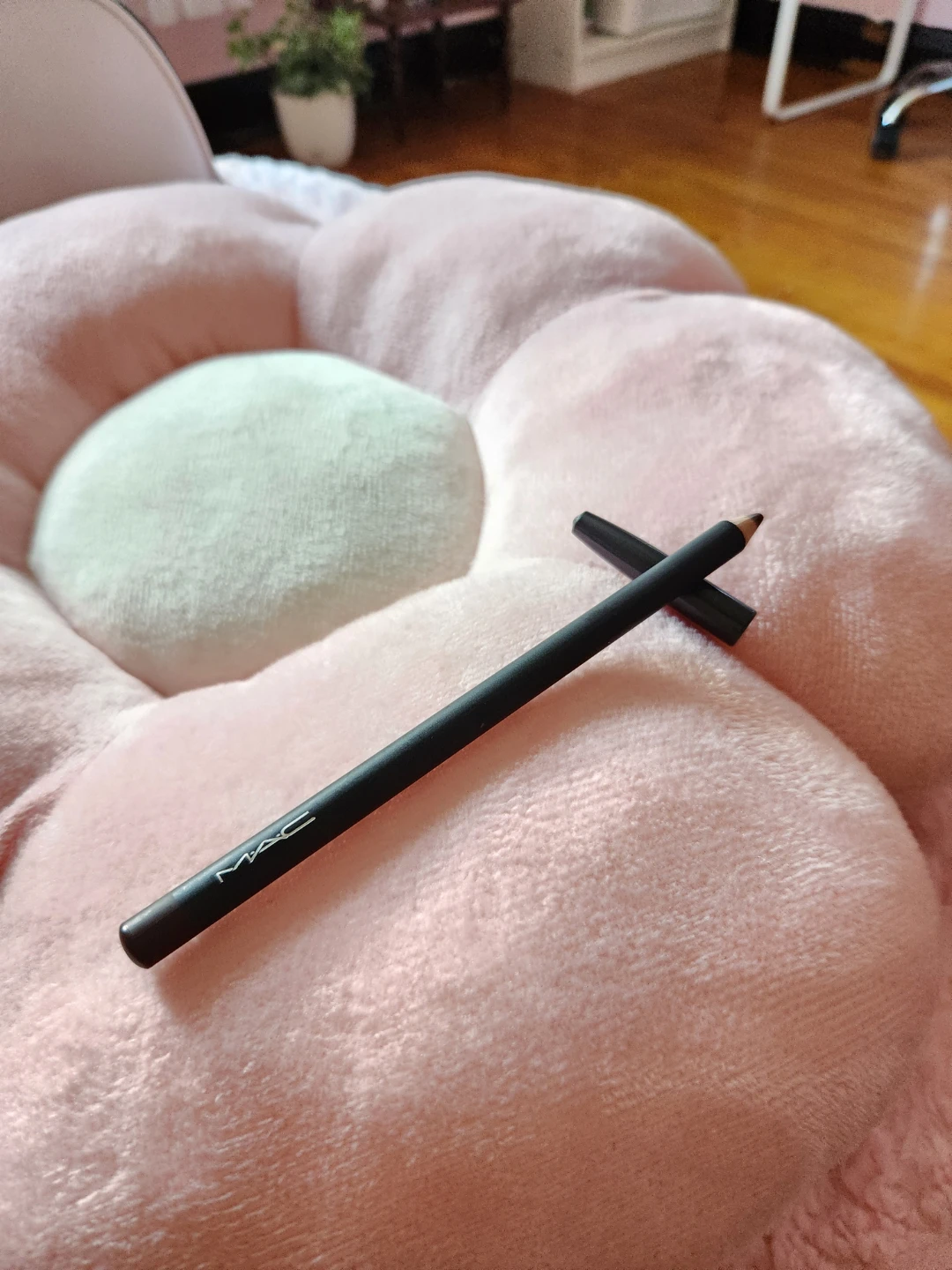 MAC Chestnut Lip Pencil