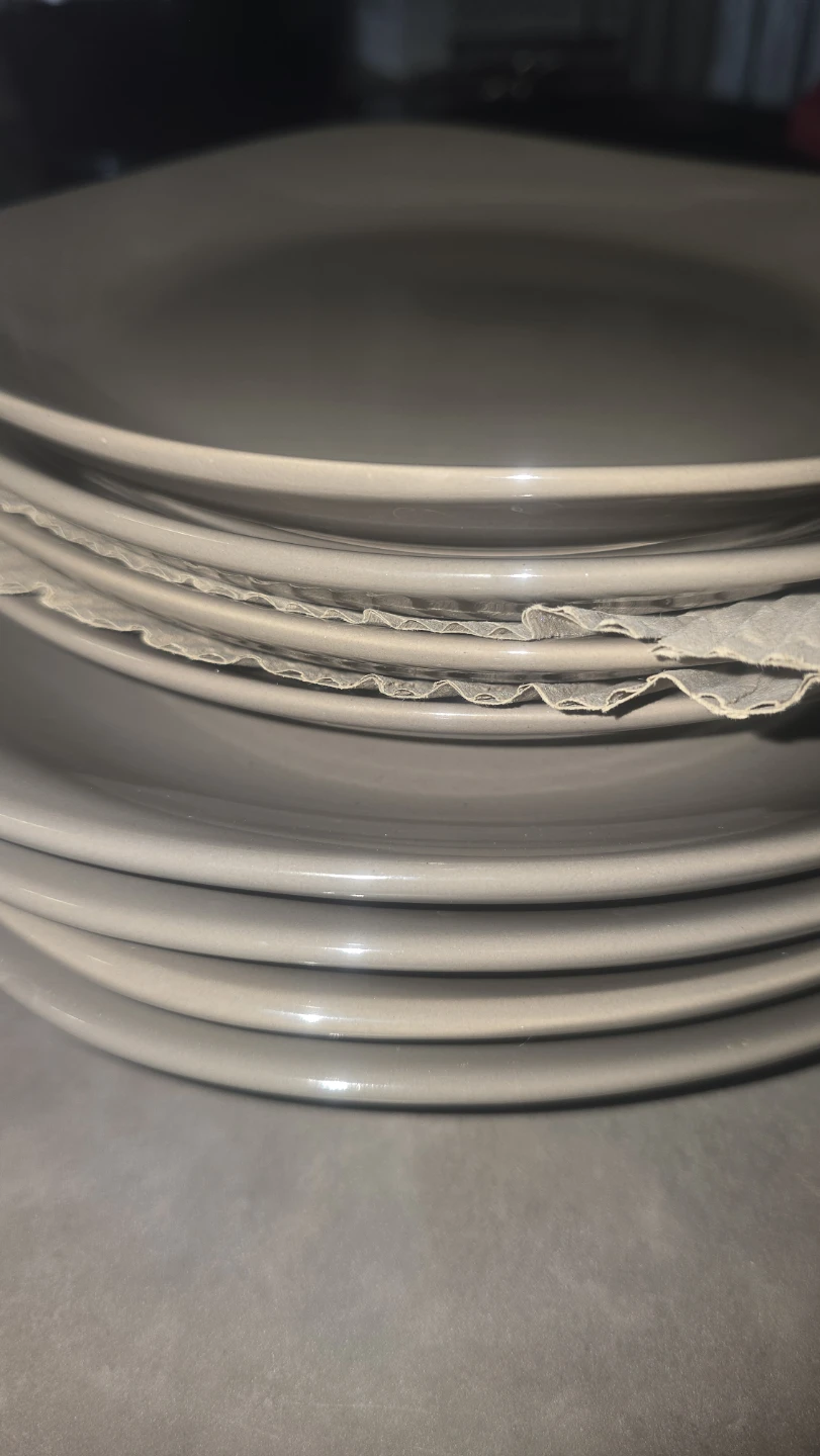 Set of 8-4 Grey Dinner Plates - photo 2