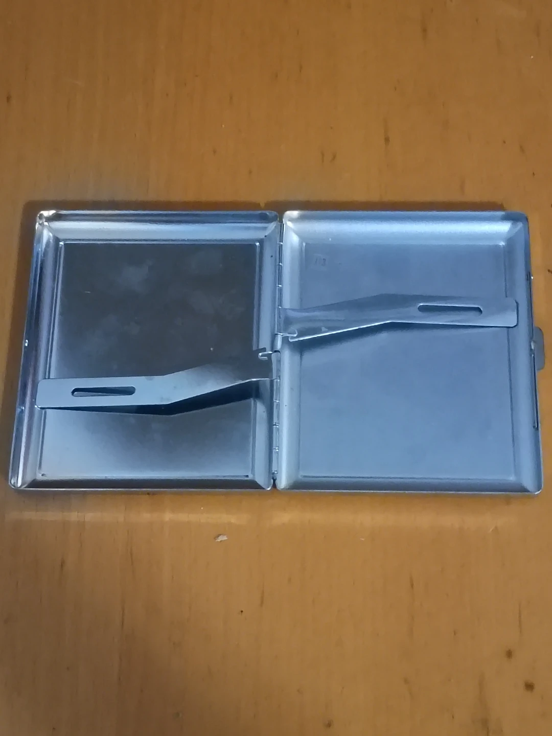 Vintage Chrysler smokes case - photo 2