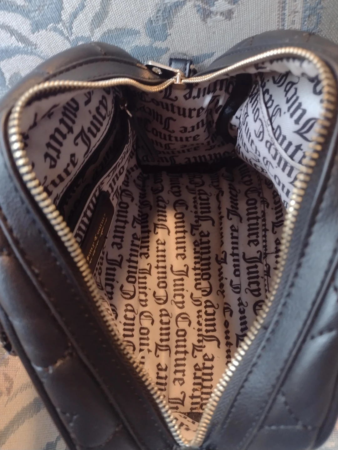 Juicy Couture Black Heart Quilted Satchel Purse - photo 4