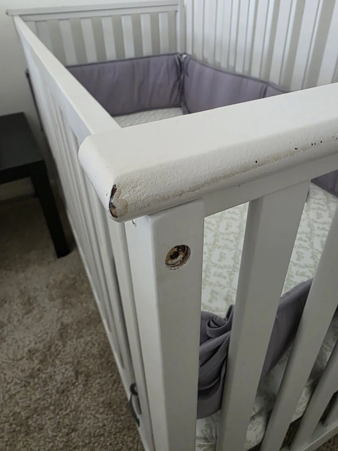 Light Gray Crib with Grey Bumper Pads - photo 4