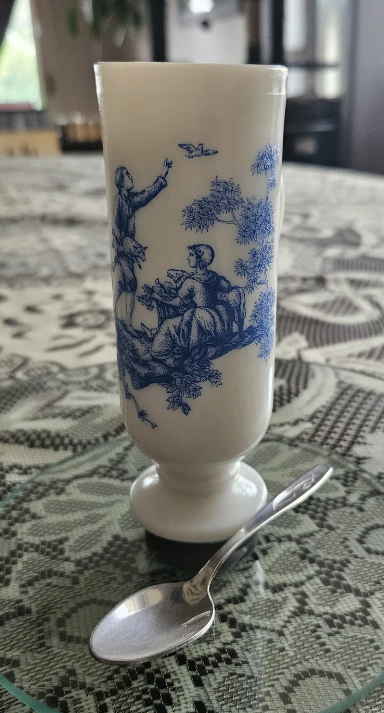 Vintage Demitasse Cup Set - photo 2