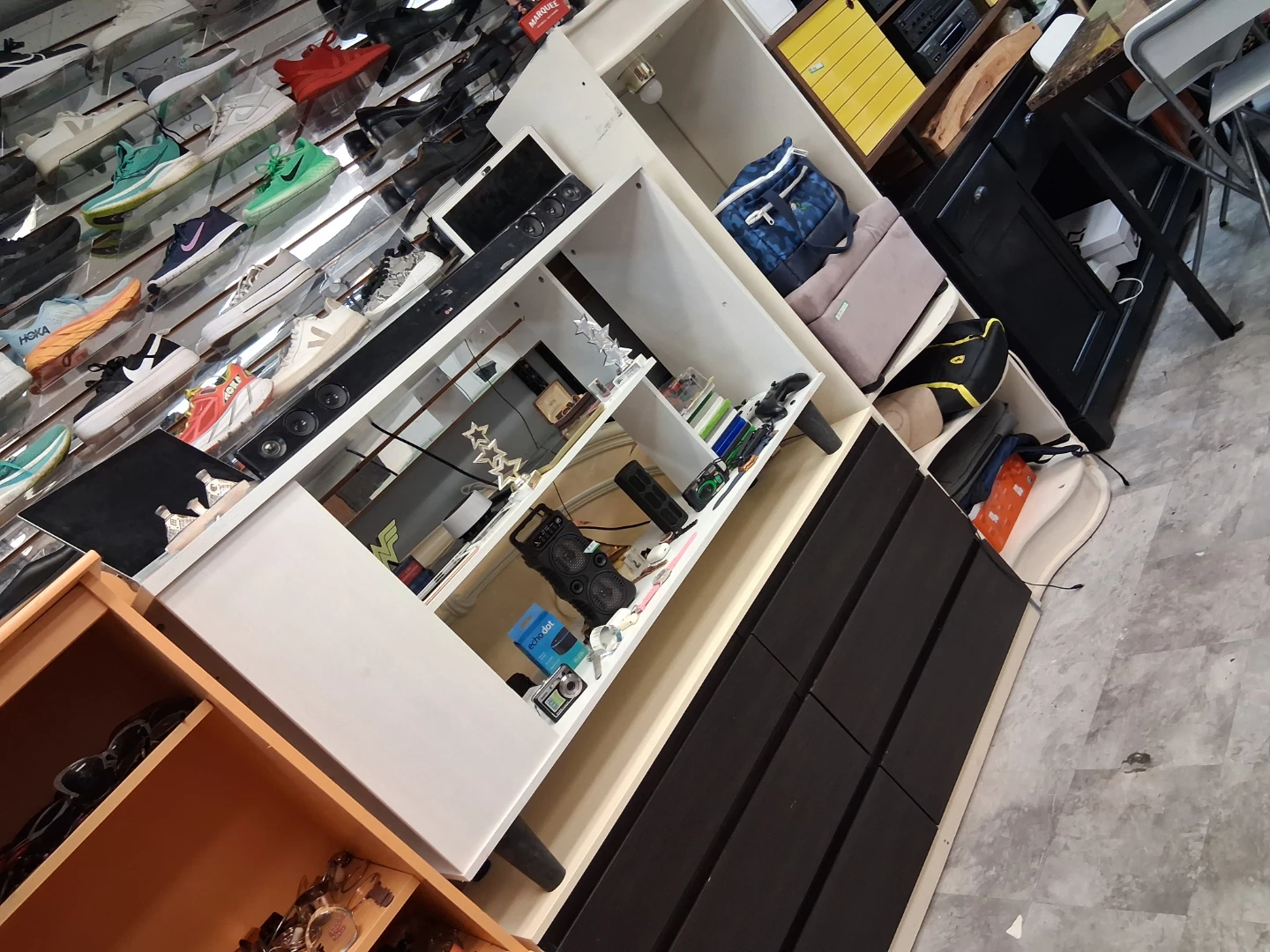 tienda de segunda mano precios diferentes  camas salas - photo 2