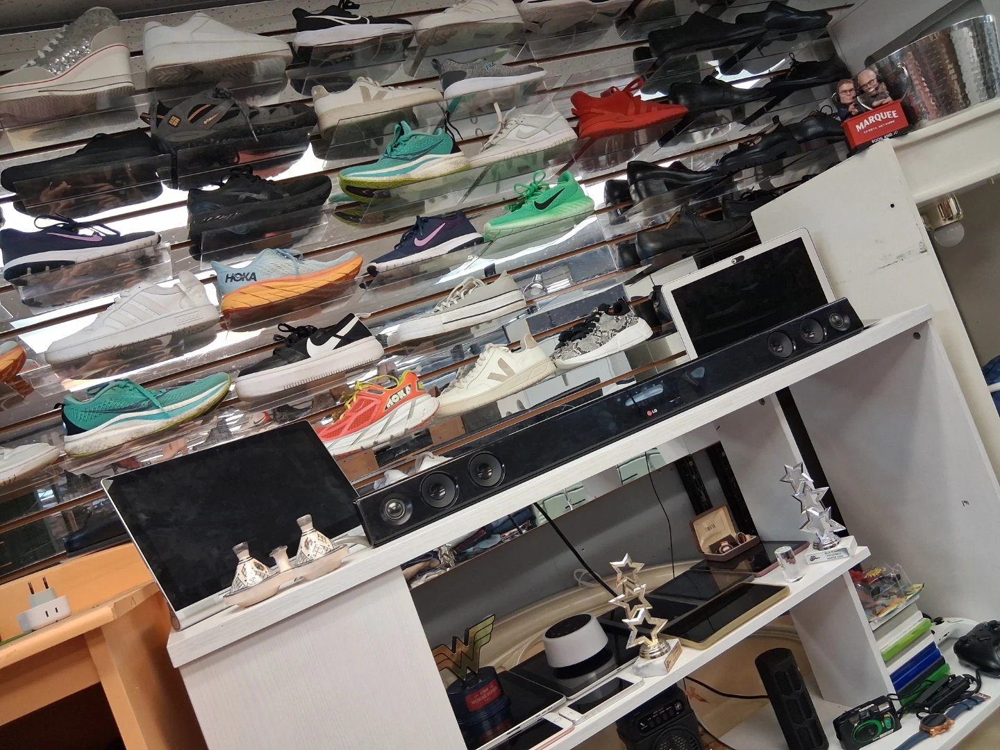 tienda de segunda mano precios diferentes  camas salas - photo 3