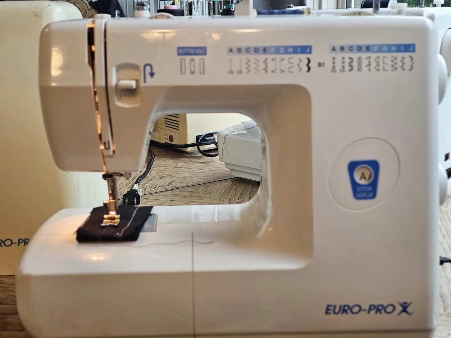EURO-PRO Sewing Machine
