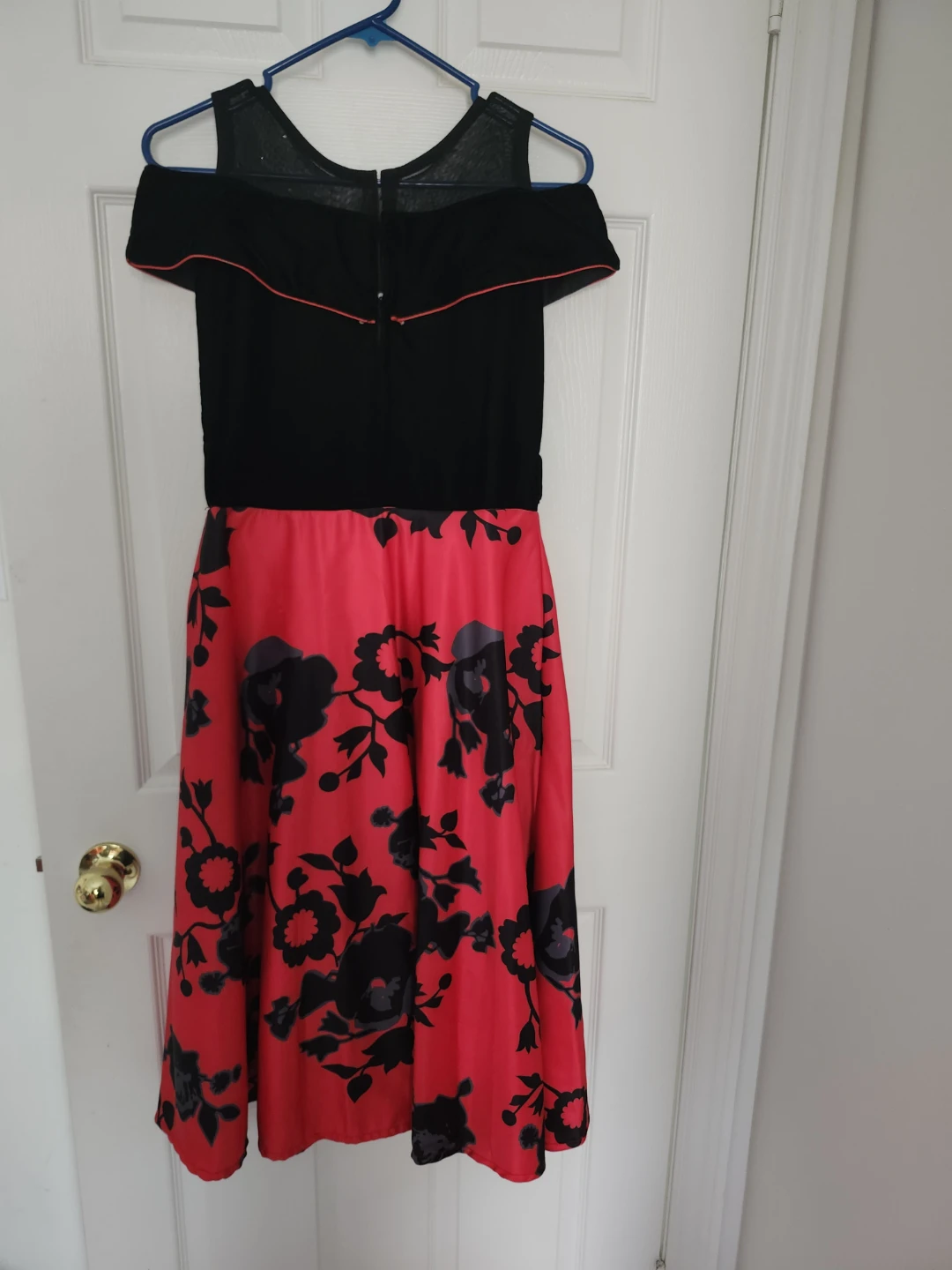 Cold Shoulder Floral Dress - photo 2