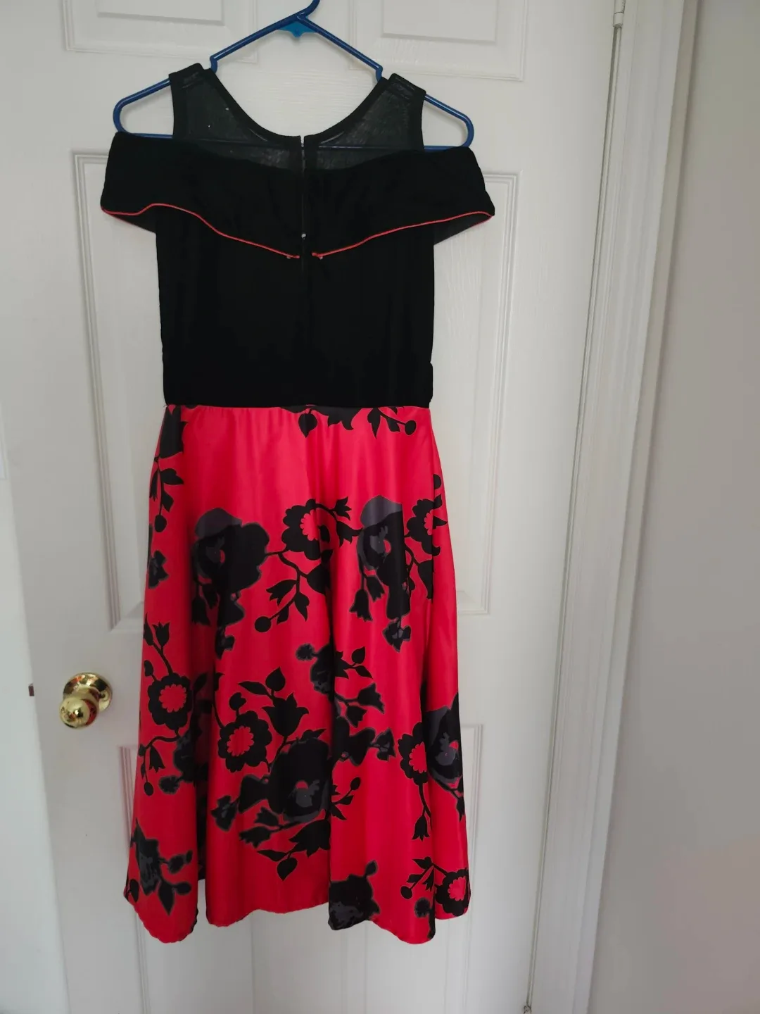 Cold Shoulder Floral Dress - photo 2