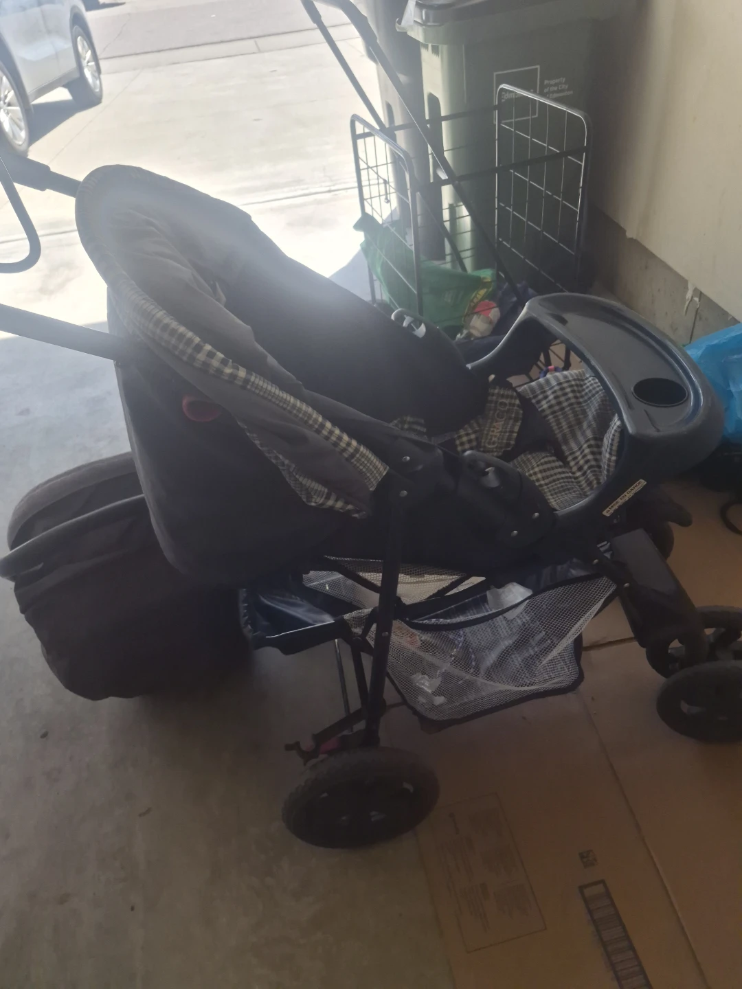 Graco Stroller with Tray