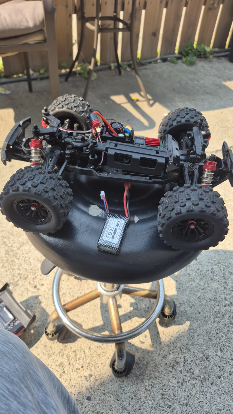 RC  Truck 70km/hr+ very fast - photo 5
