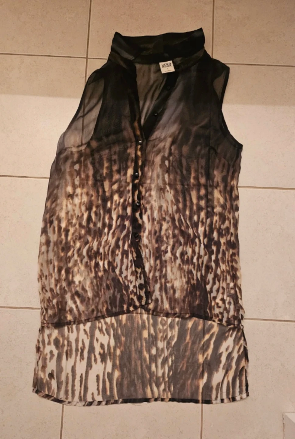 VERO MODA Sleeveless Cheetah Print Top