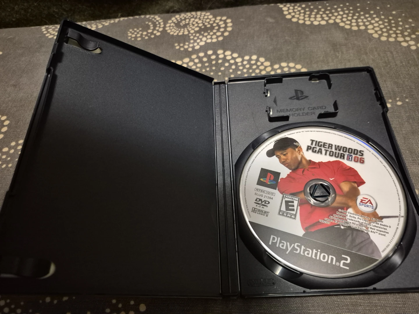 PlayStation 2 Tiger Woods PGA Tour 06 - photo 2