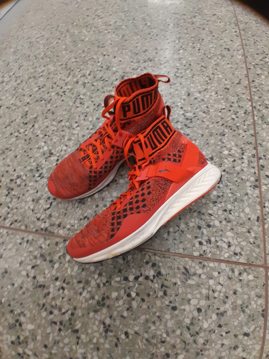 Puma Red Knit High-Top Running Shoes Men's Size 10.5 - photo 2