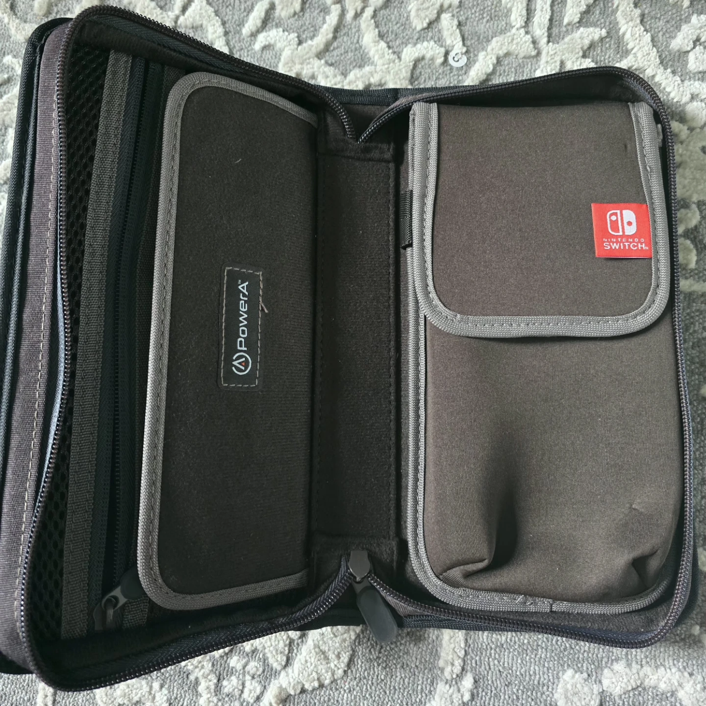 Brand new Nintendo Switch case - photo 4