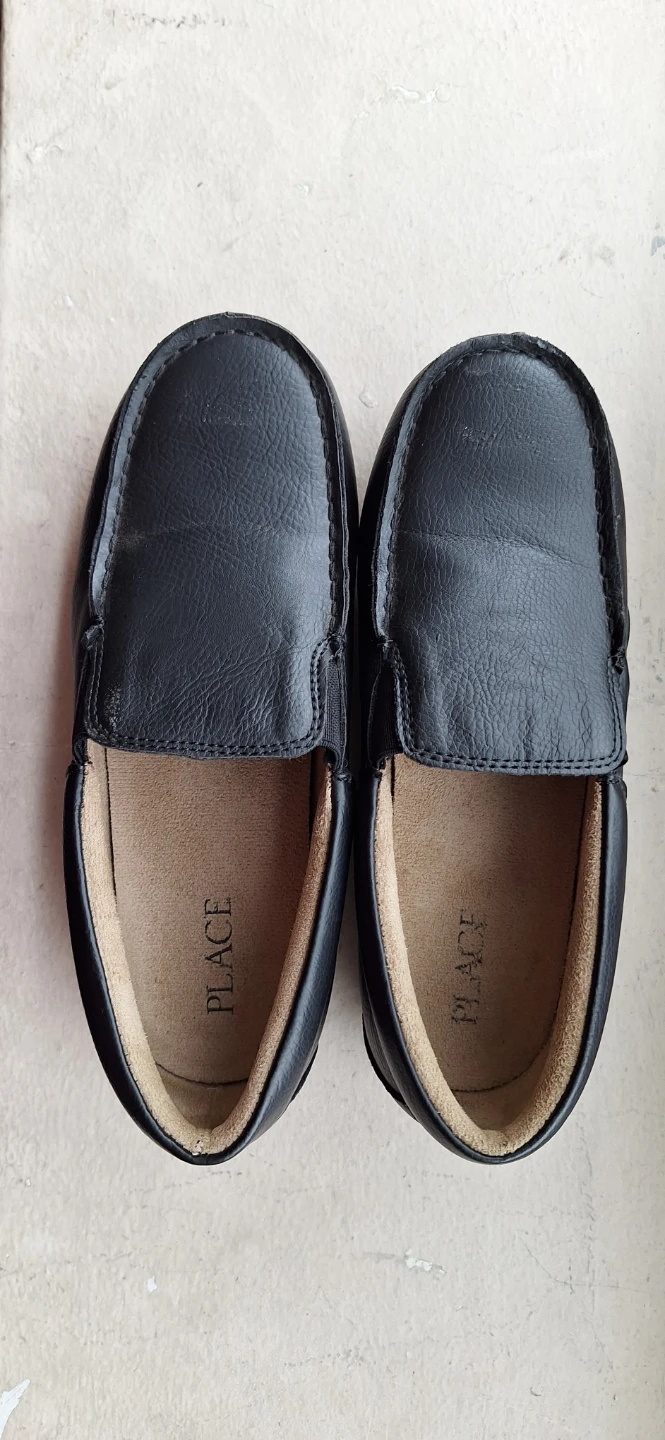 The Children's Place Black Loafers Size 3