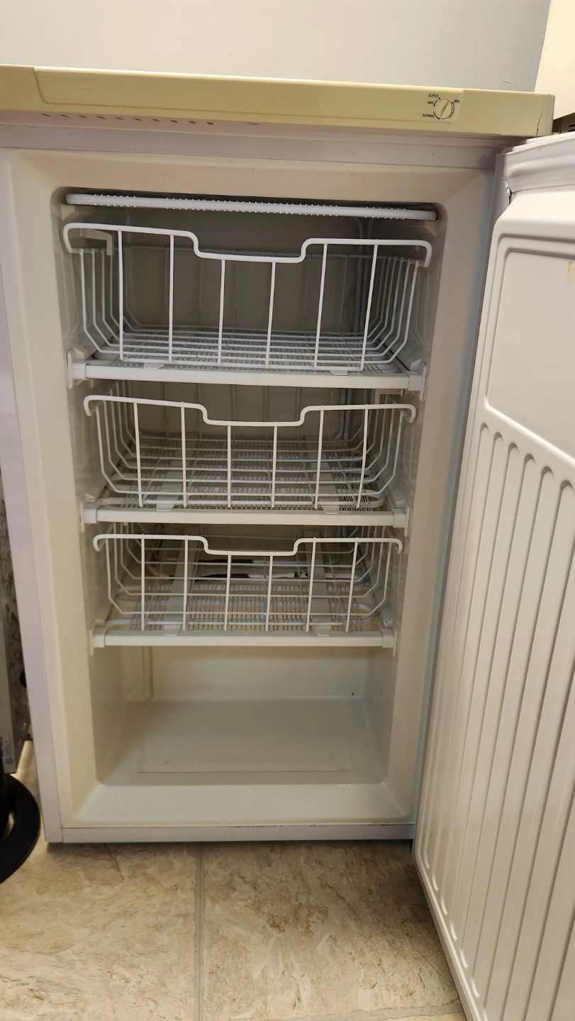 Danby Chest Freezer - photo 5