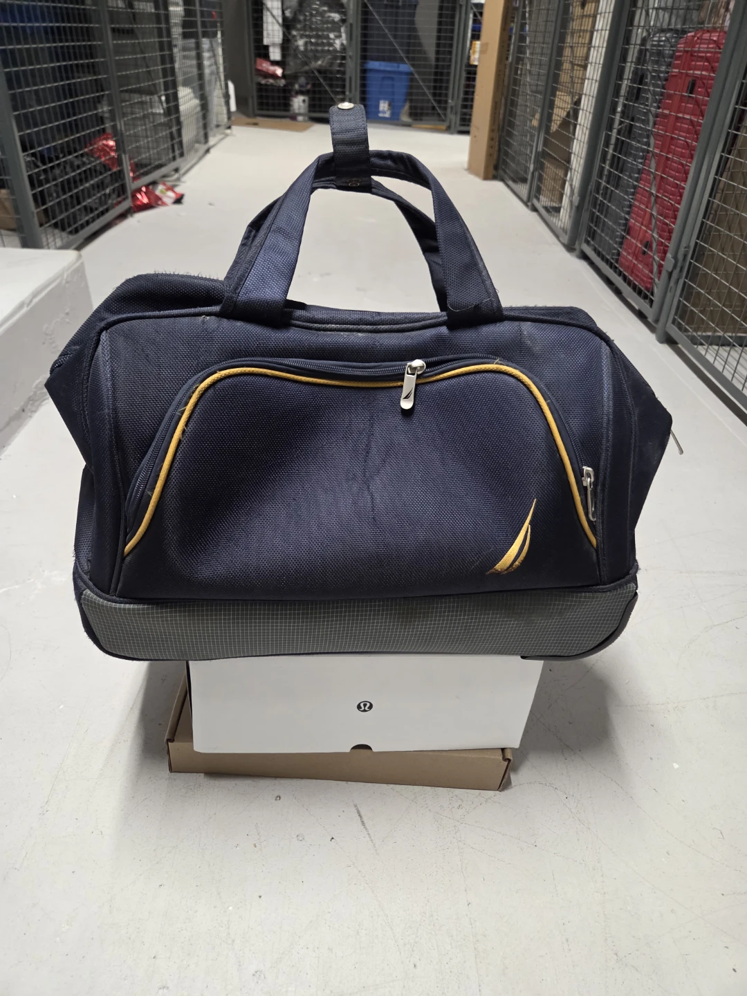 Nautica Duffle Bag - photo 3