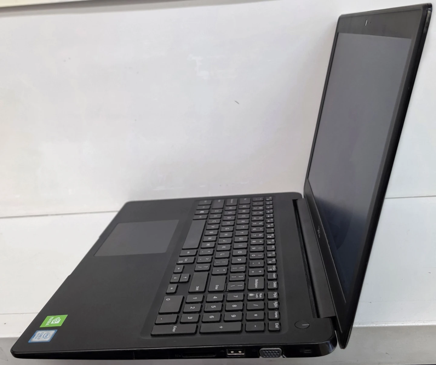 Dell Latitude 3500 -i7--32gb ram-HD 256GB NVME - photo 4