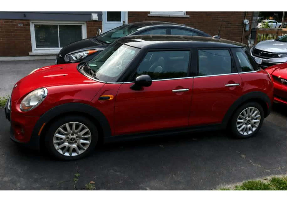 Red Mini Cooper 4-Door Hatchback - please read entire Ad - photo 3