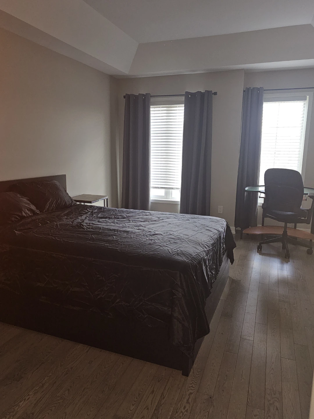 Master bedroom for rent in Vaughan - photo 3