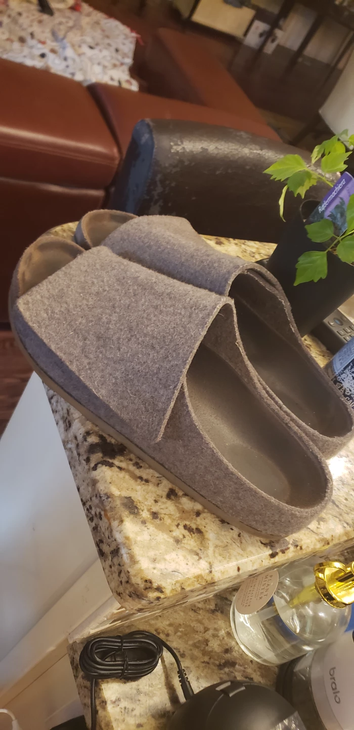 BIRKENSTOCK (FEAR OF GOD) barely worn