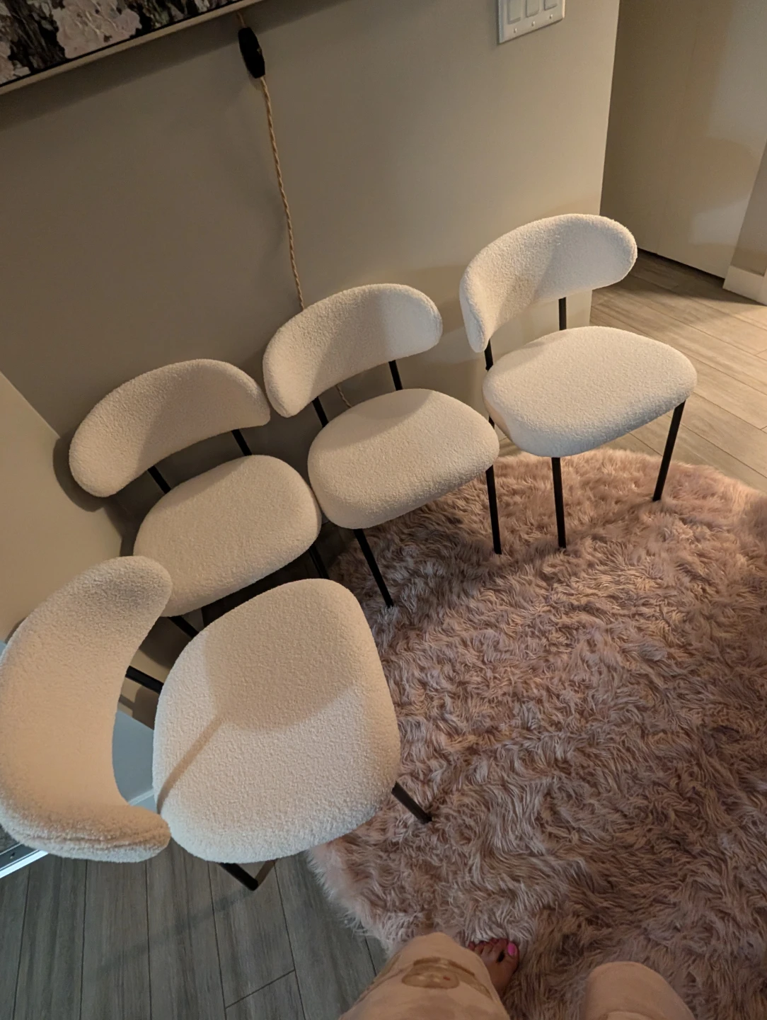 Set of 4 dining Chairs - White