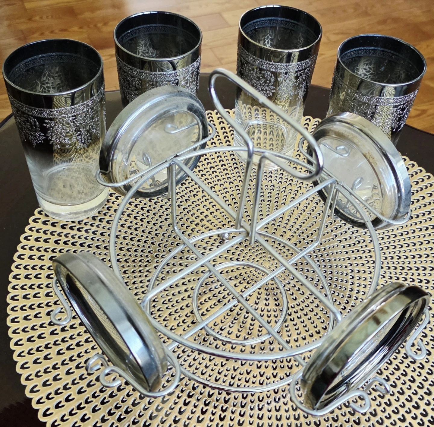 Set of 4 Decorative Glasses and lids with holder - photo 4
