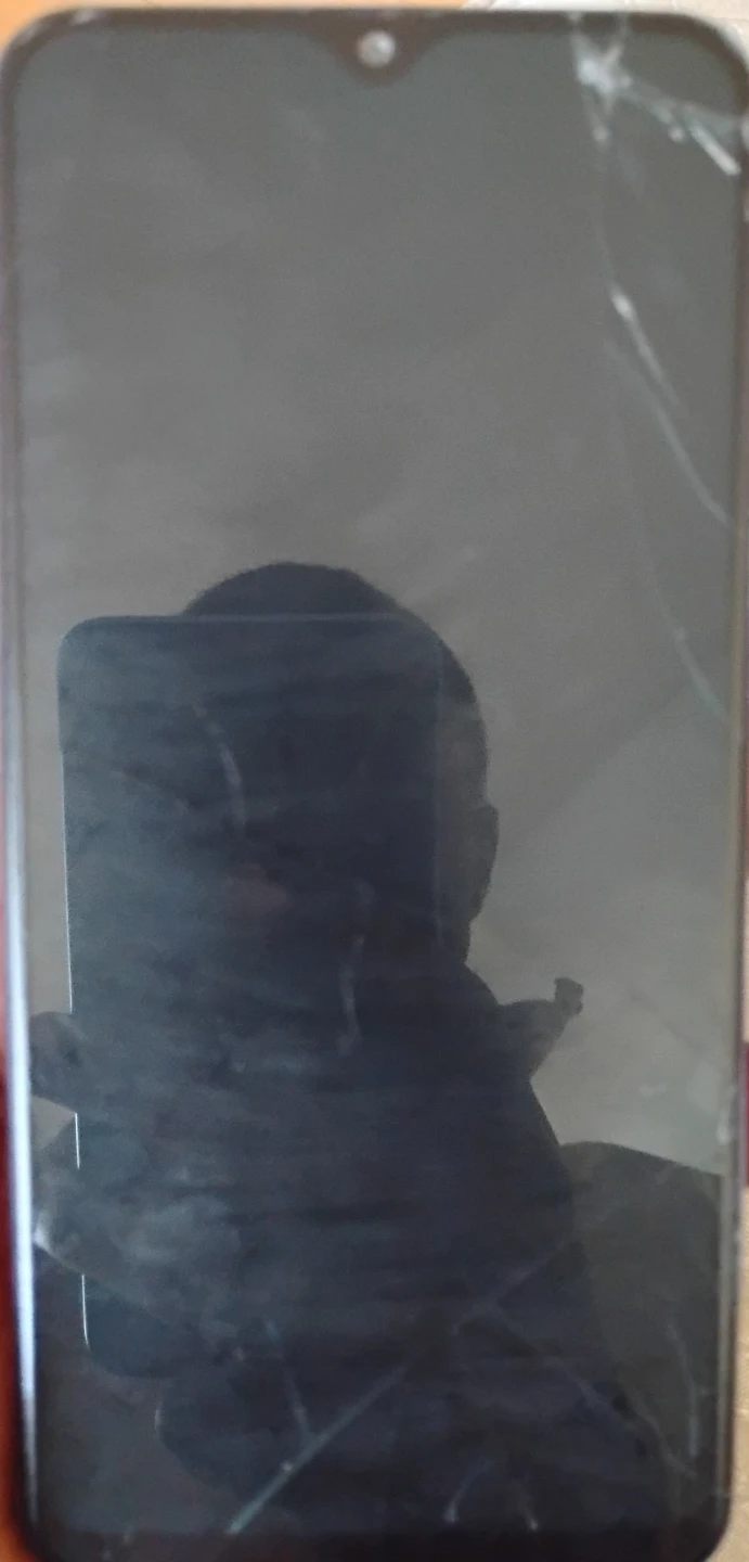 Samsung Cell Phone - Cracked Screen - photo 2