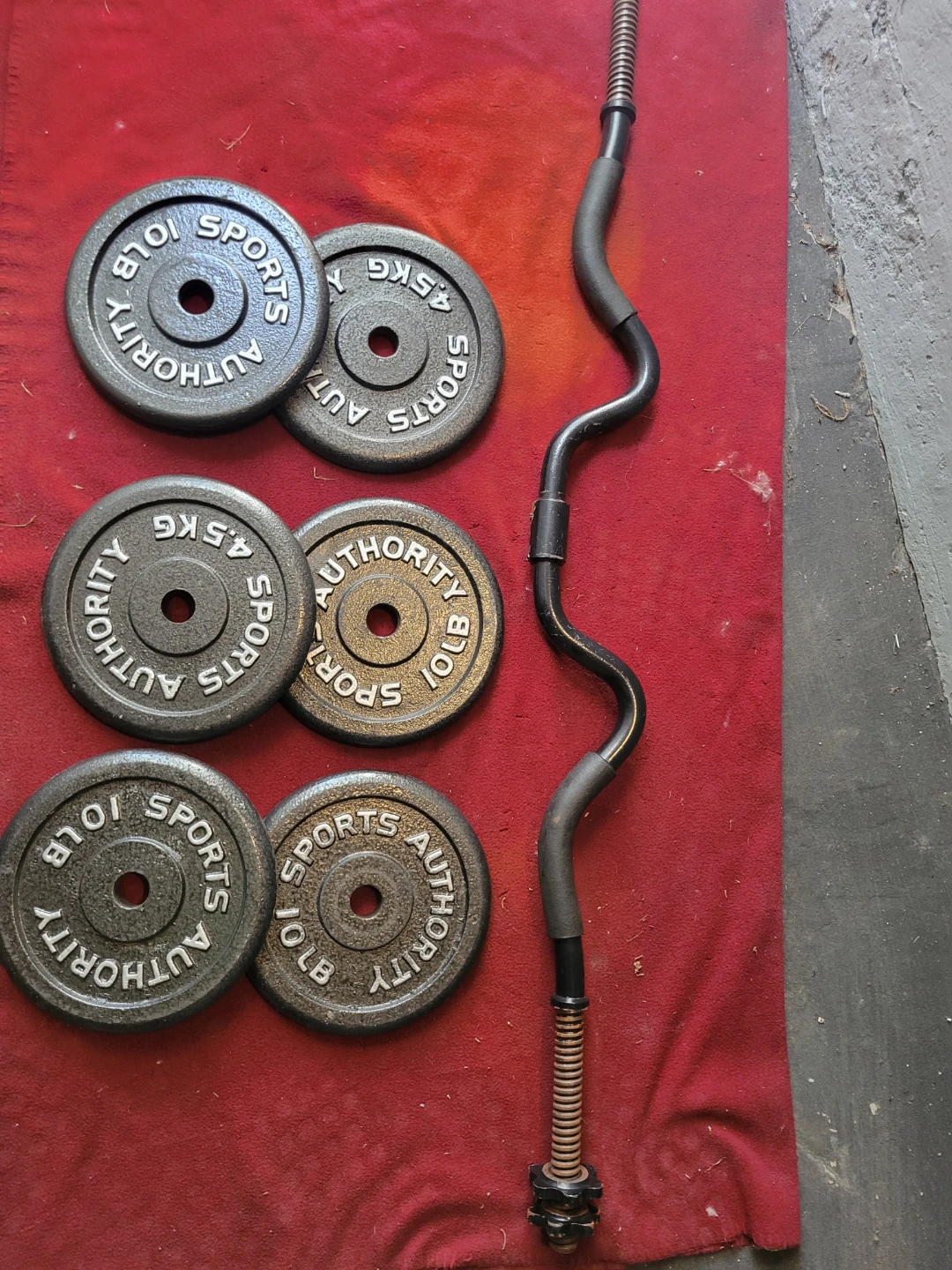 EZ-CURLBAR. 1" HOLE  60LBs.