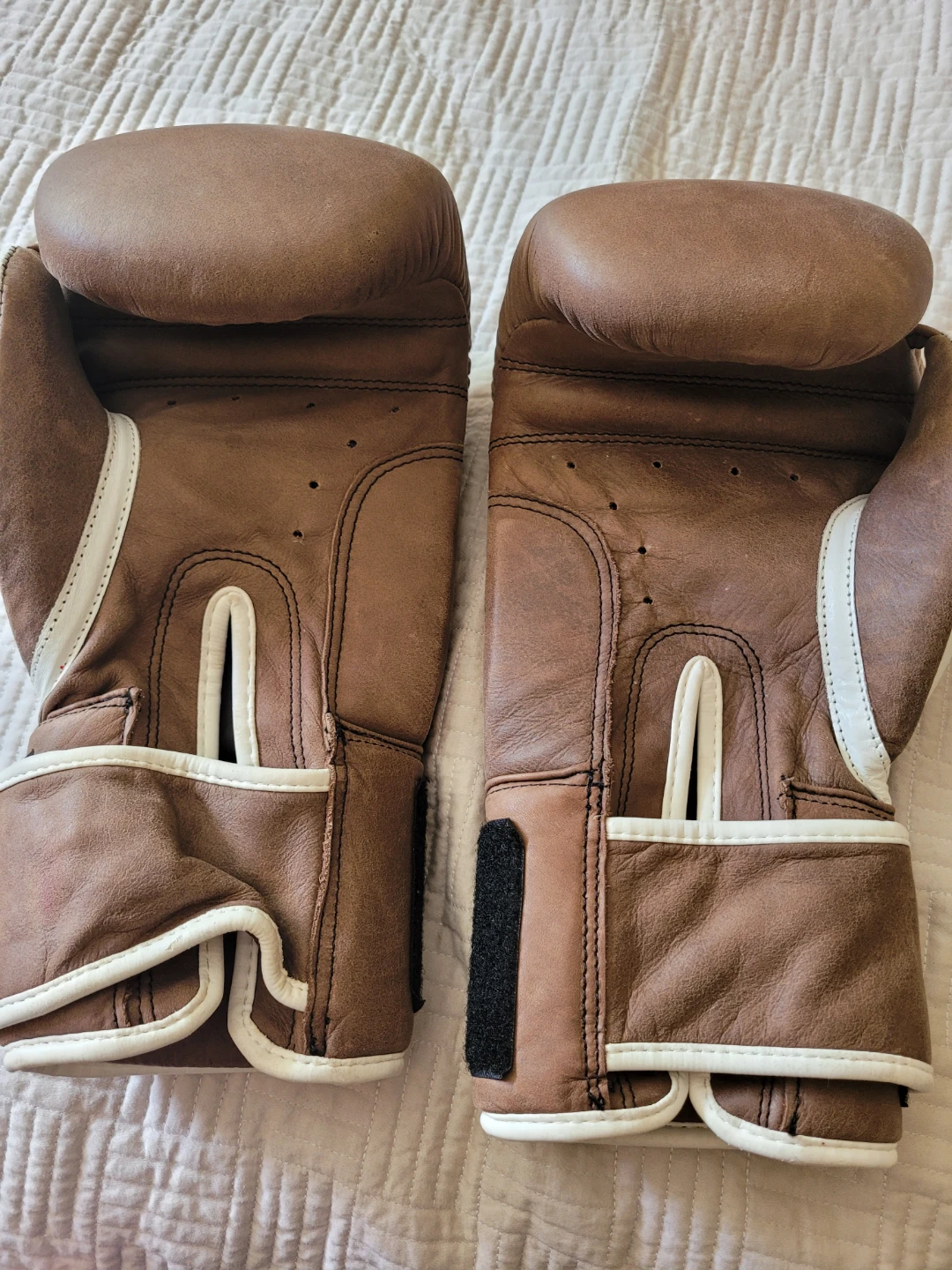ACE Boxing Gloves - photo 2