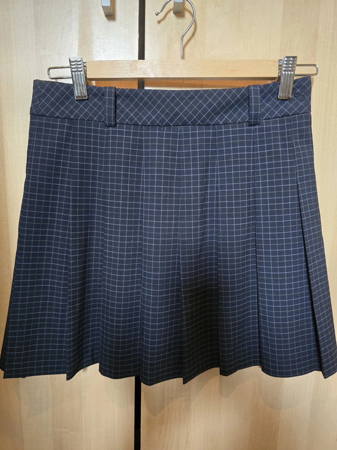 Aritzia Sunday Best Plaid Pleated Skirt Size 6
