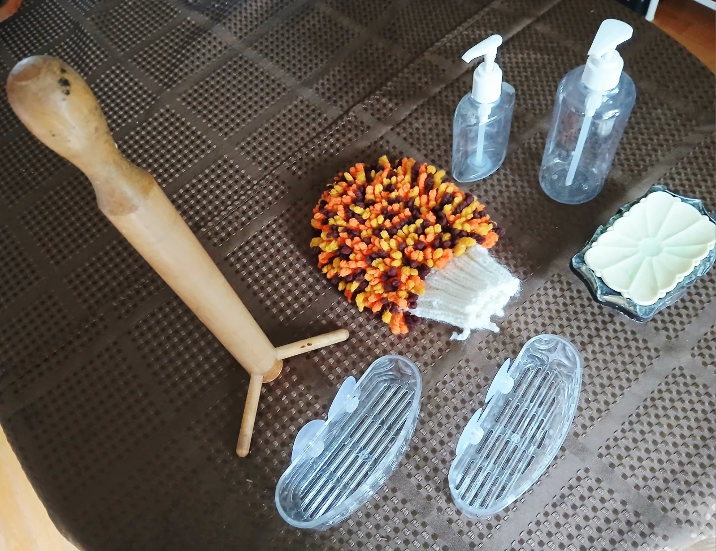 FREE Assorted Bathroom Accessories Bundle
