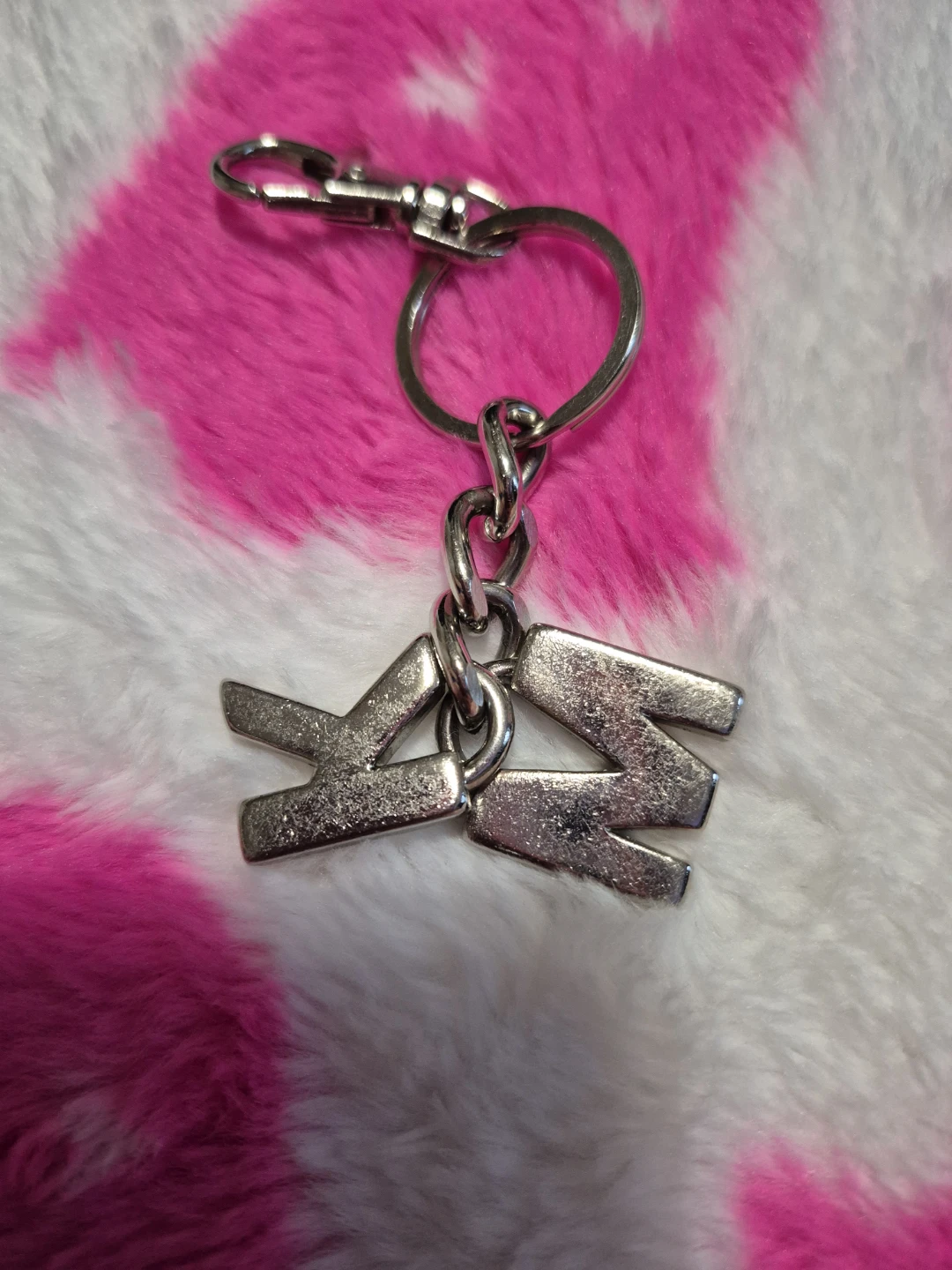 Michael Kors, Juicy Couture Keychains - photo 4