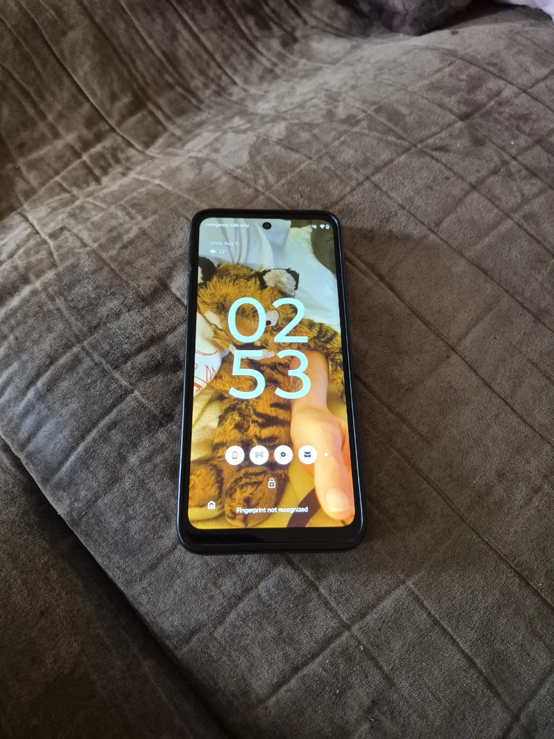 Moto G Play 2025 Phone with Accessories - photo 2