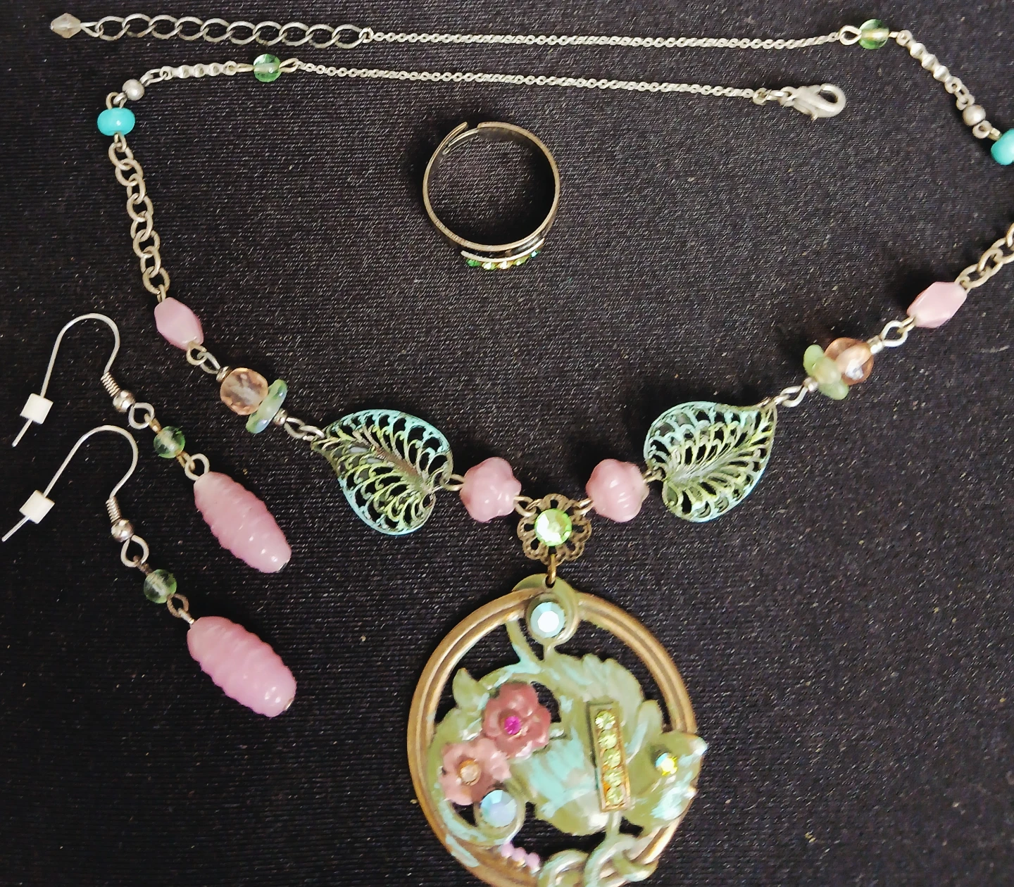 Natural motif set of3: Necklace, Earrings & Ring - photo 4