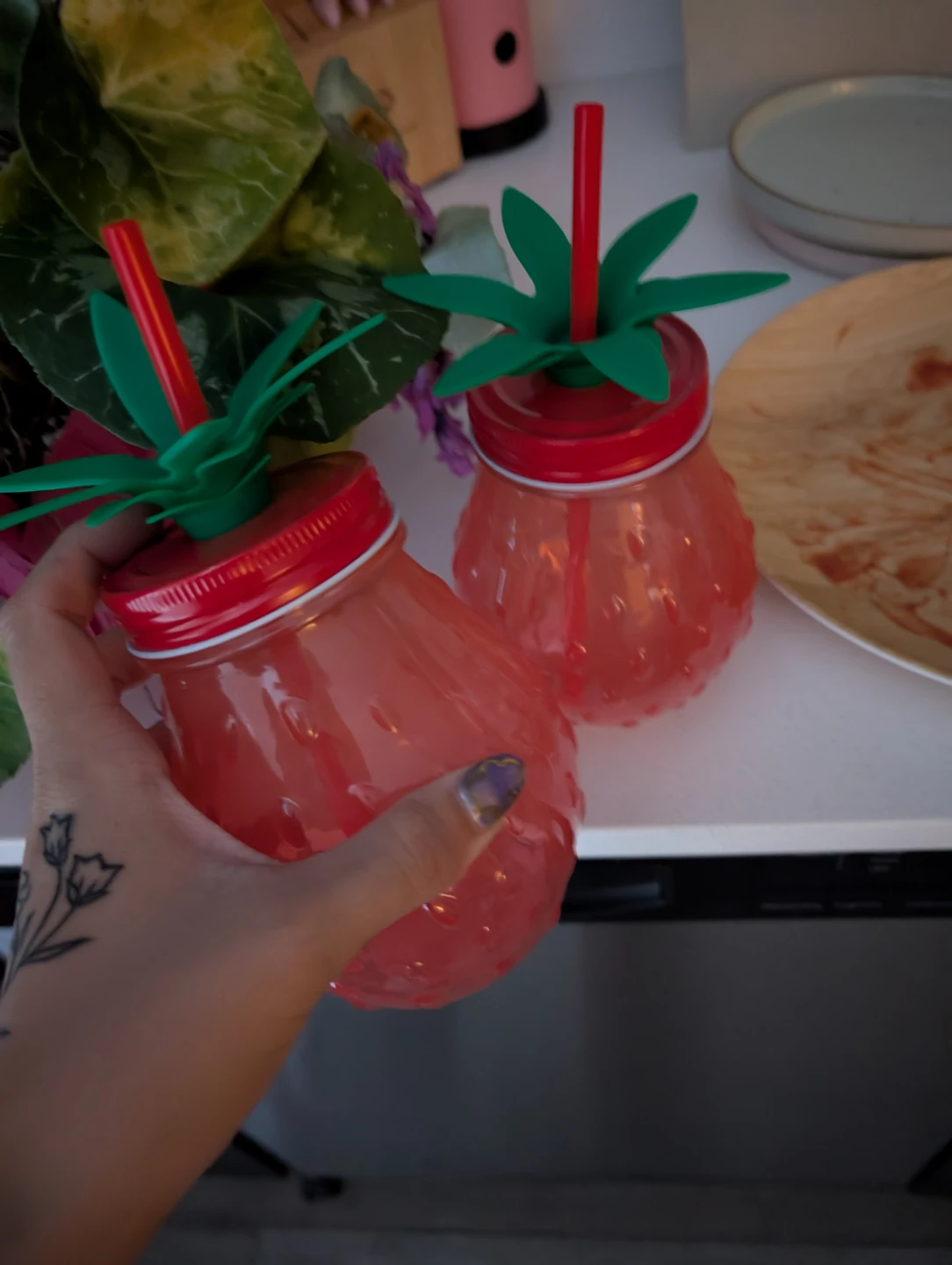Pineapple Tumbler with Straw