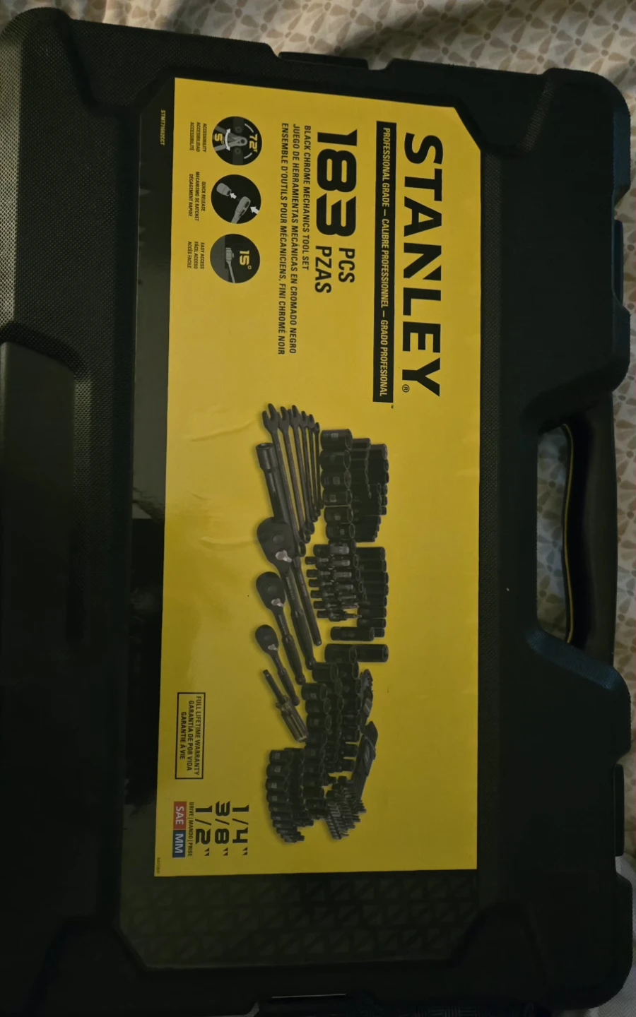 STANLEY 183 Piece Black Chrome Mechanic Tool Set