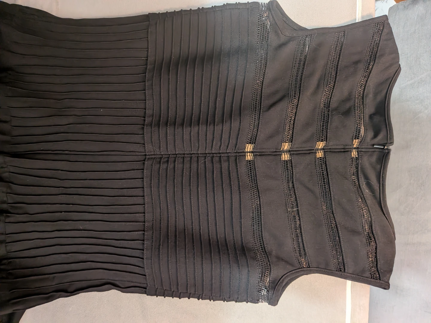 Tadashi Shoji Black Pleated Sheath Dress XS - photo 4